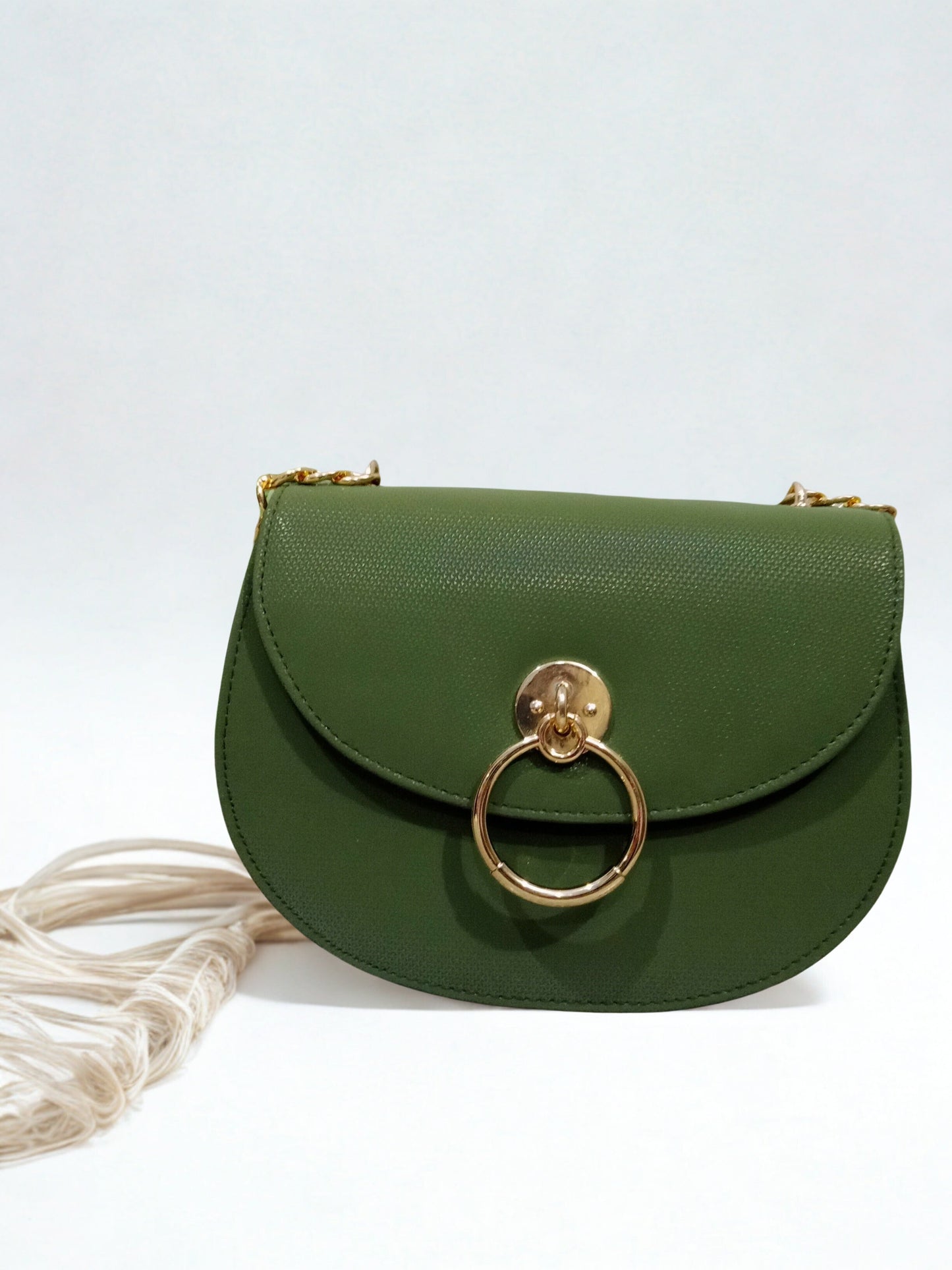 shoulder bag with golden chain