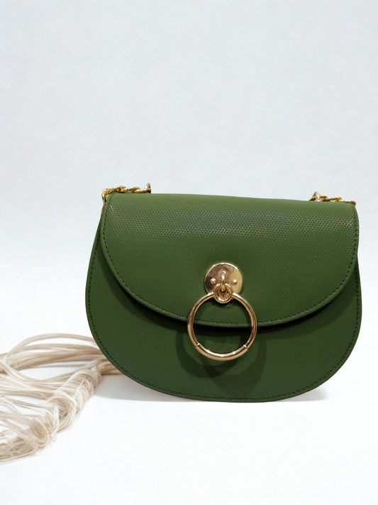 shoulder bag with golden chain